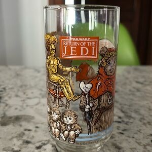 Vintage Star Wars Return of the Jedi Burger King Cup collectible glassware